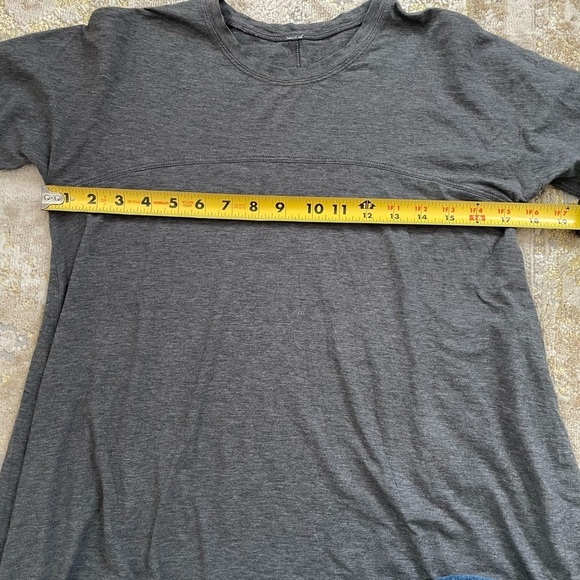 Lululemon Acadia Gray High Low Long Sleeve Top - Picture 11 of 13